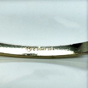 Disney Jewelry - Disney Mad Hatter Alice in Wonderland Bracelet Disney Jewelry - Disney Mad Hatter Alice in Wonderland Bracelet